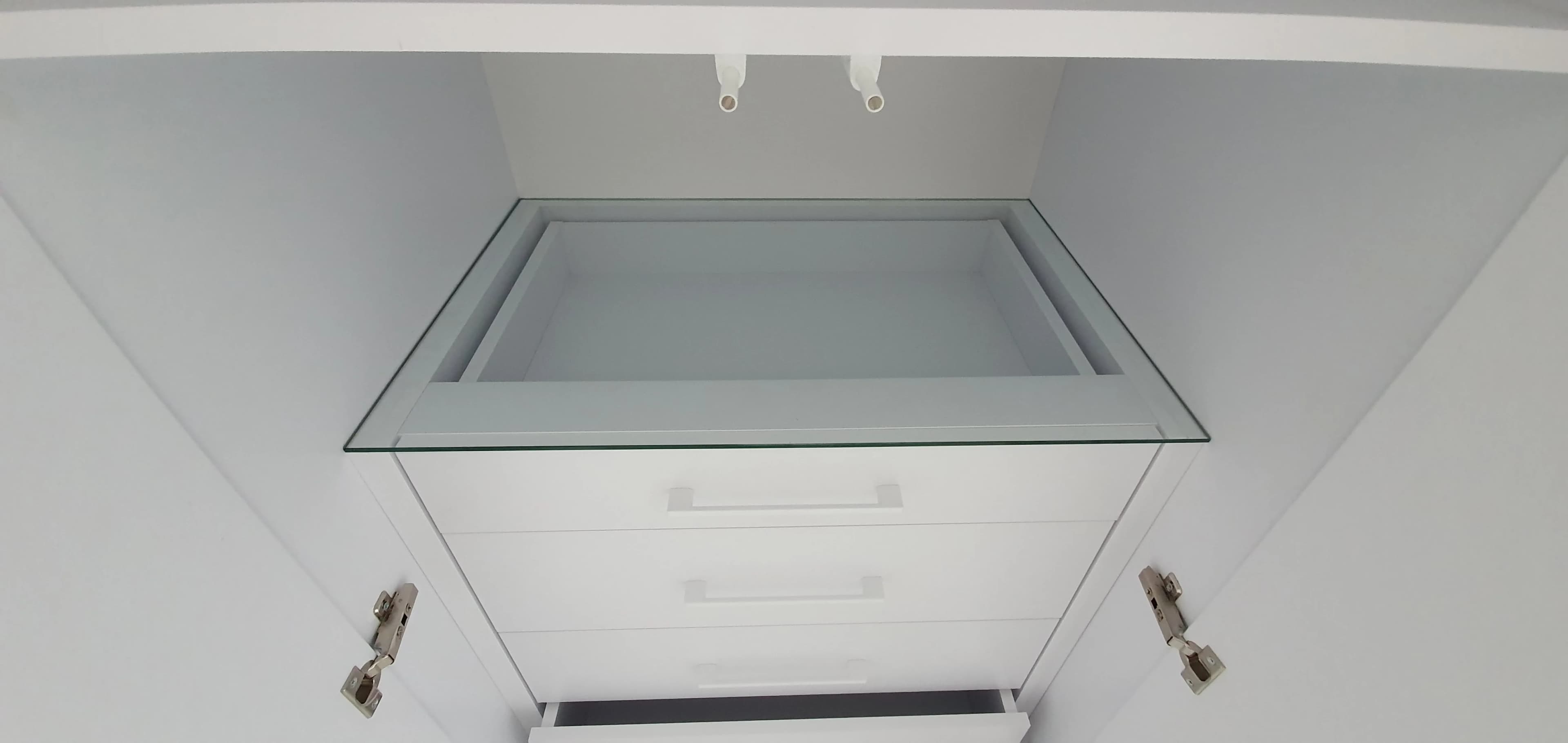 Garderoba Biala Nowoczesna Szuflady Szklo - Stolarnia Pablo Słupsk