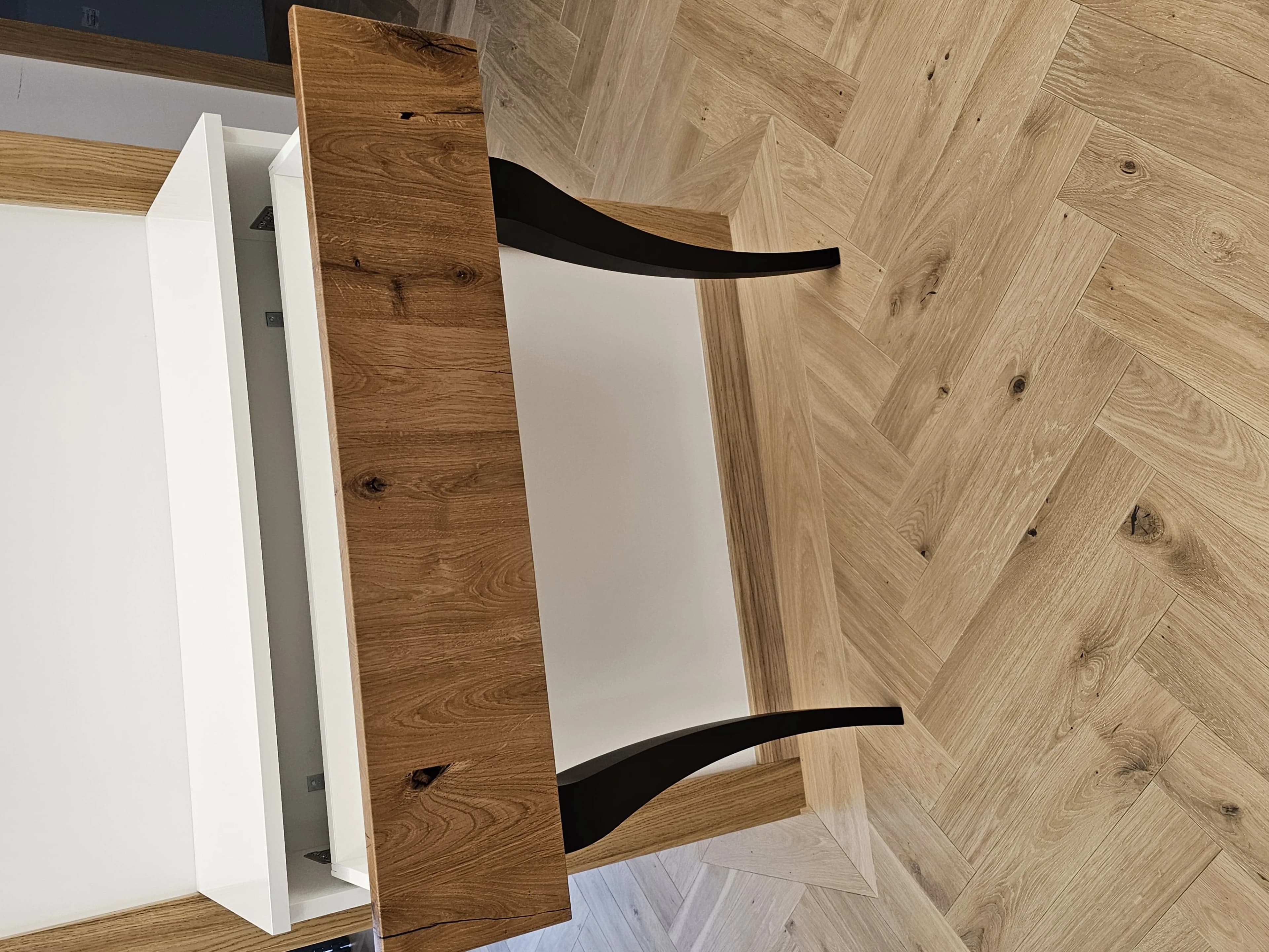 Komoda Drewno Dab Czarne Nogi - Stolarnia Pablo Słupsk