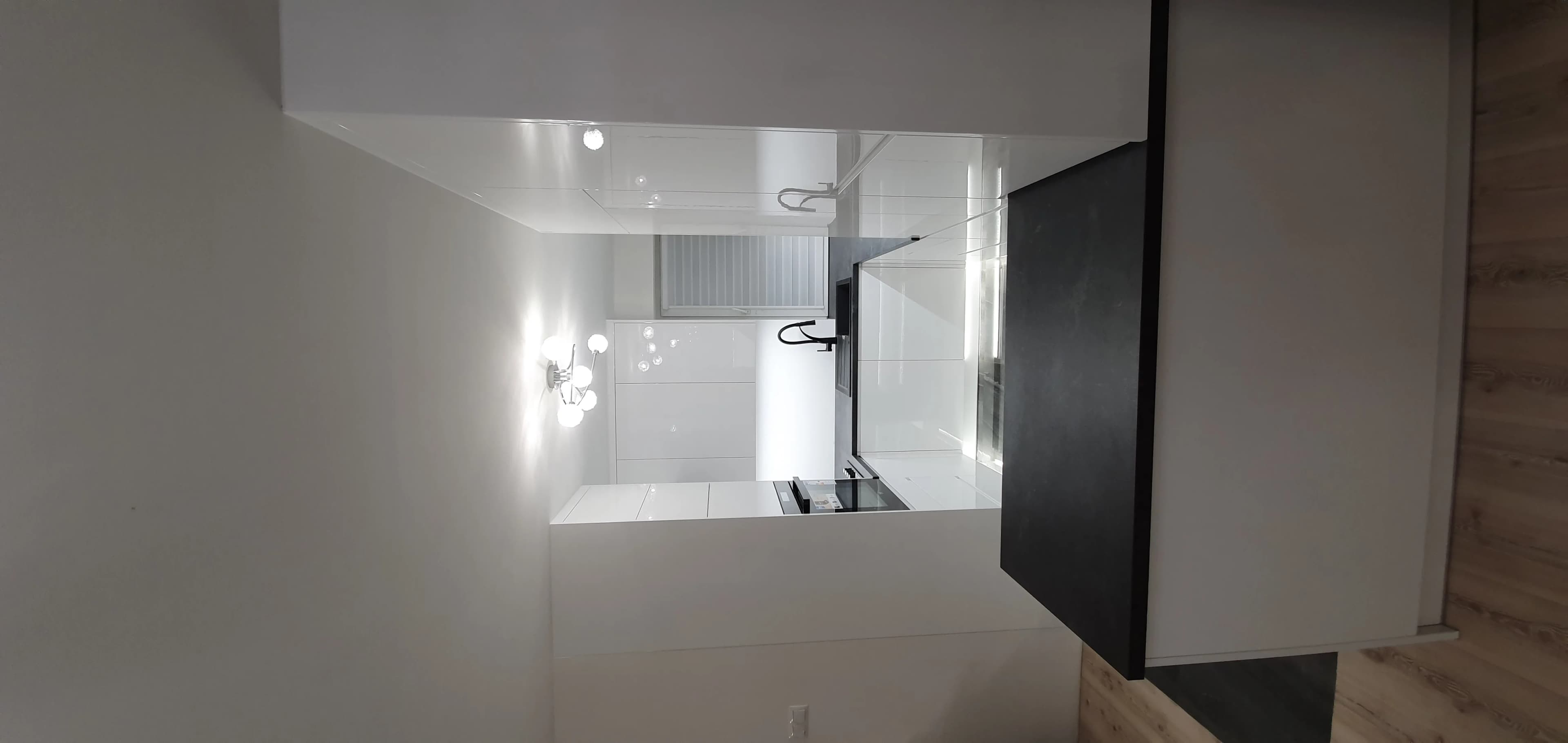 Kuchnia Biala Czarny Nowoczesna Wyspa - Stolarnia Pablo Słupsk