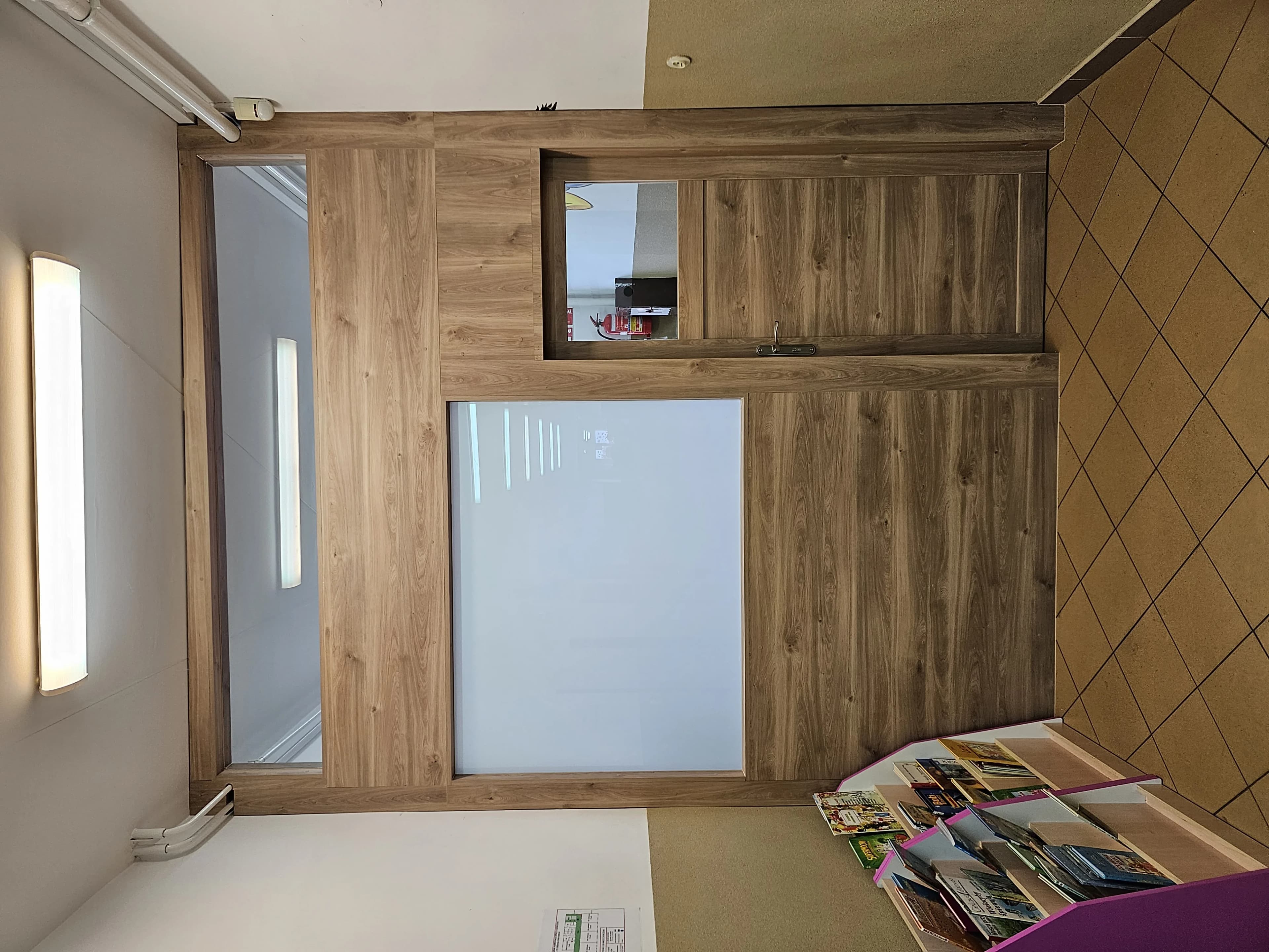 Zabudowa Scienna Drewno Dab Przeszklona - Stolarnia Pablo Słupsk